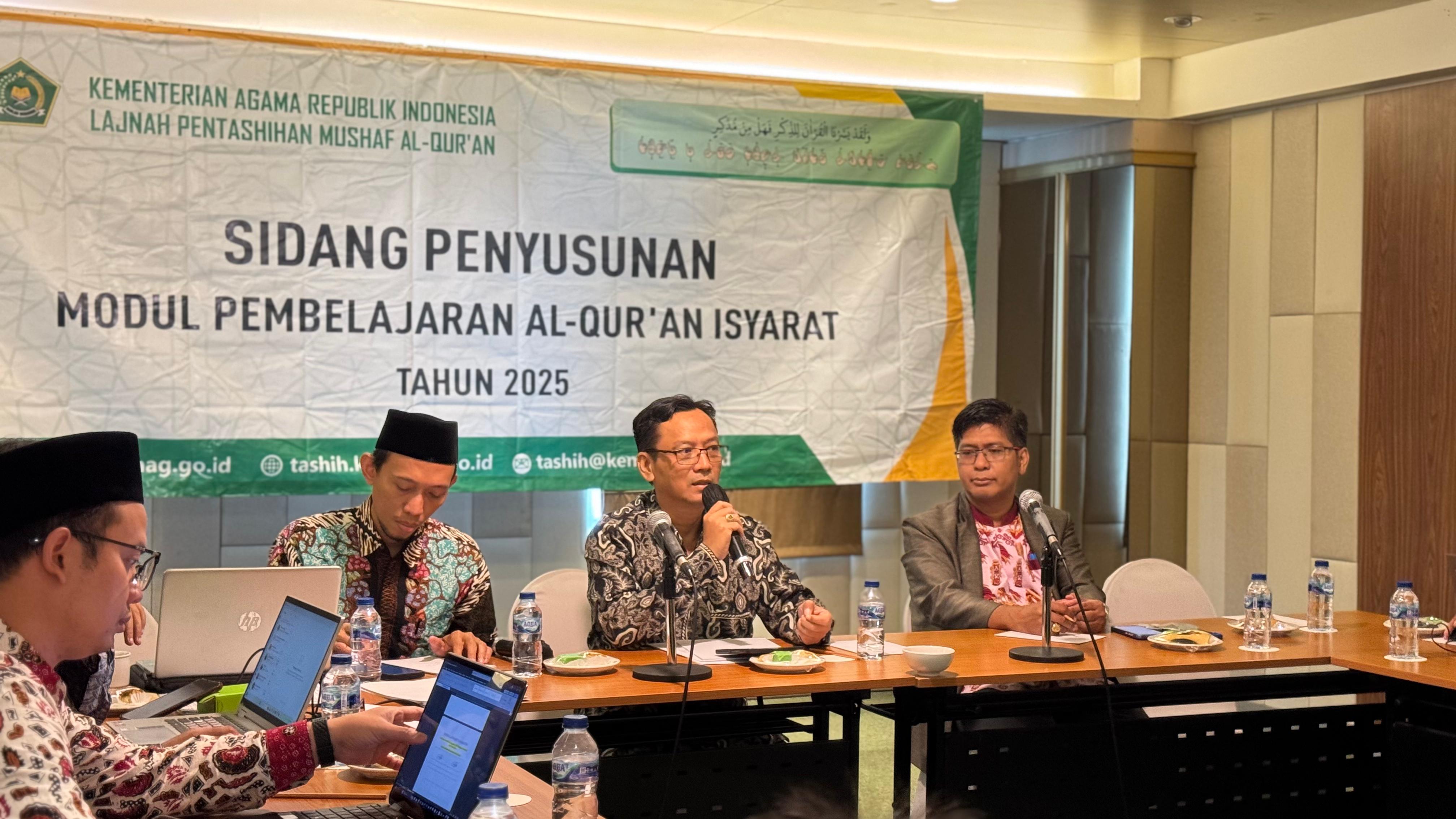 LPMQ Susun Modul Pembelajaran Mushaf Al-Qur’an Isyarat